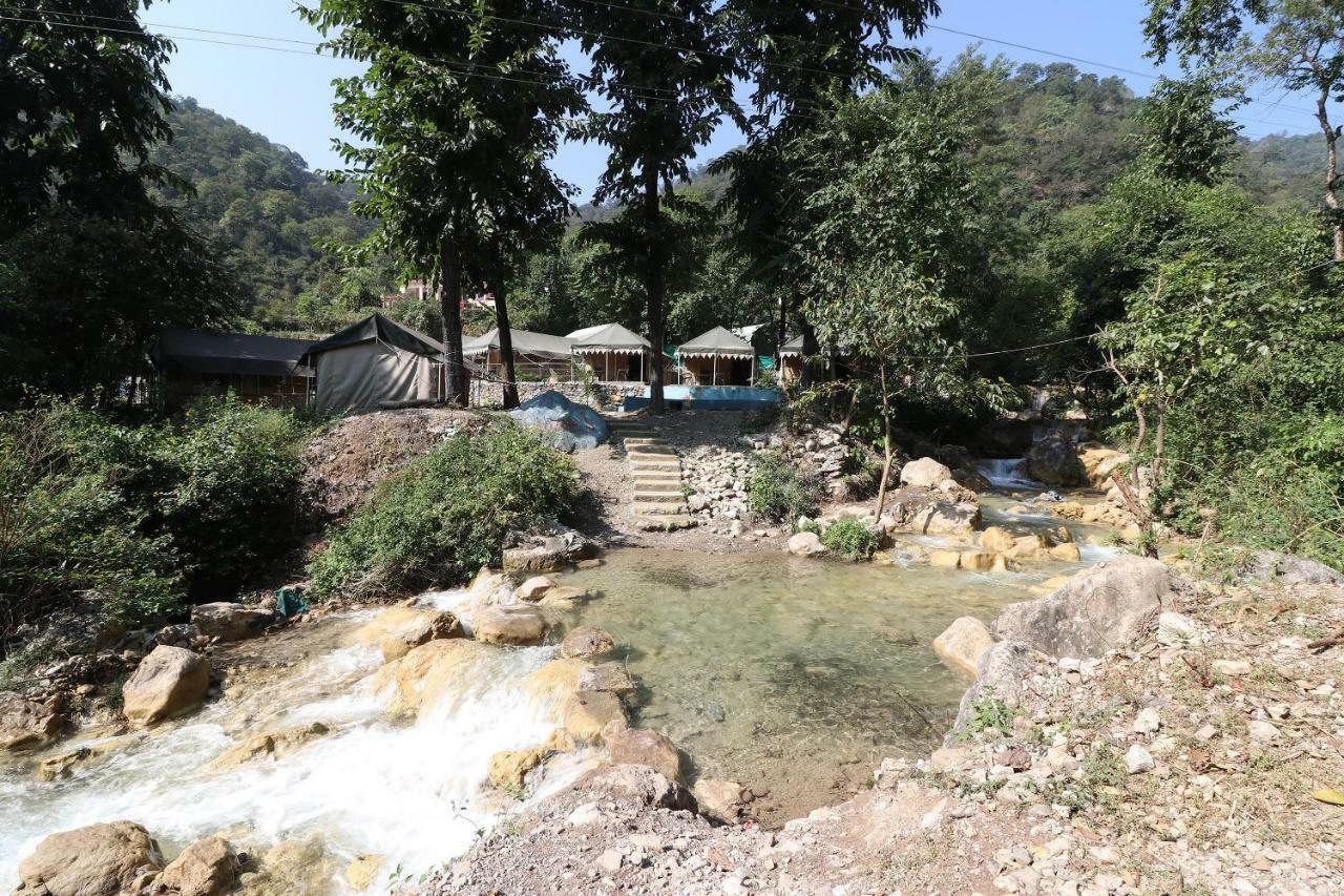 Oyo 23439 Tapovan Heights Camp & Resort Narendra Nagar Exterior foto
